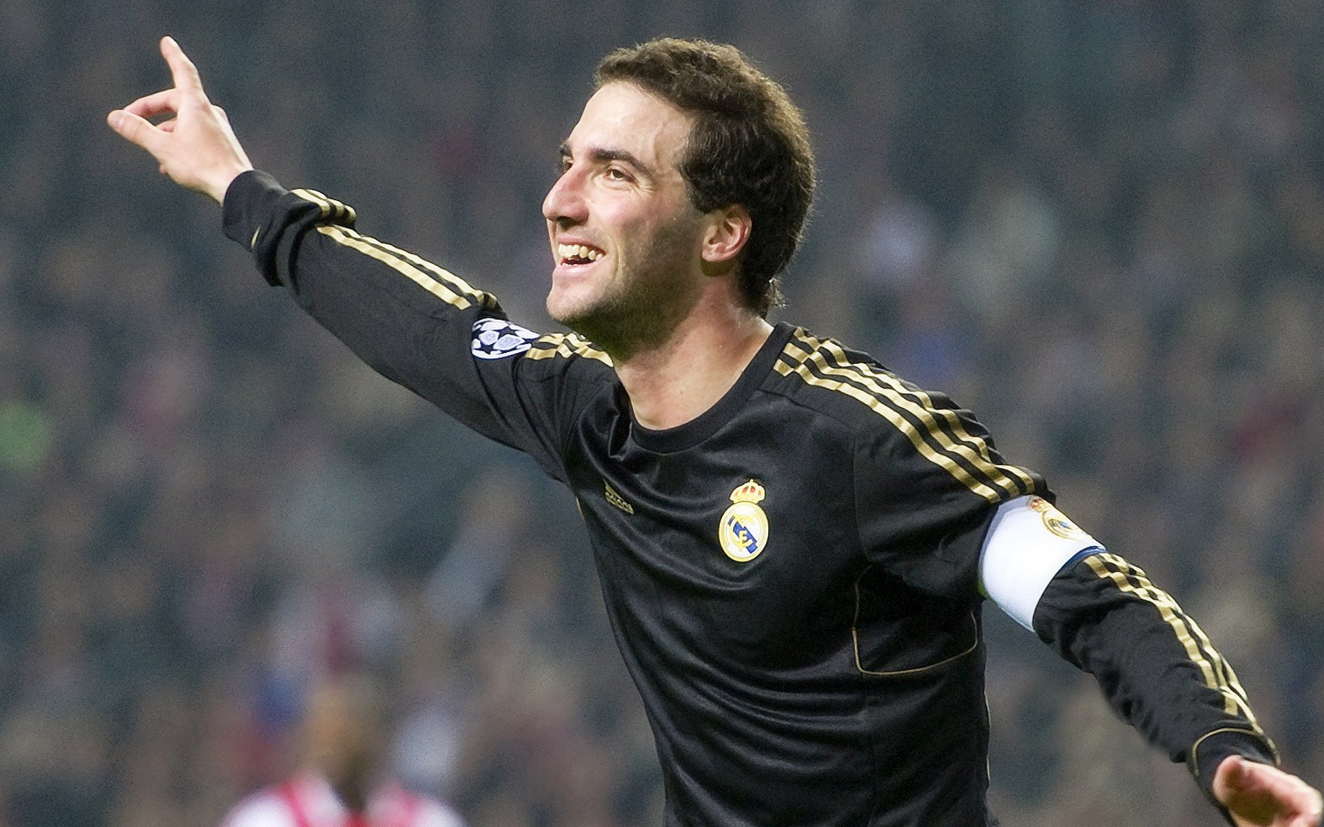 影响深远：裁判新规引发的争论与未来思考，裁判对运动员的影响